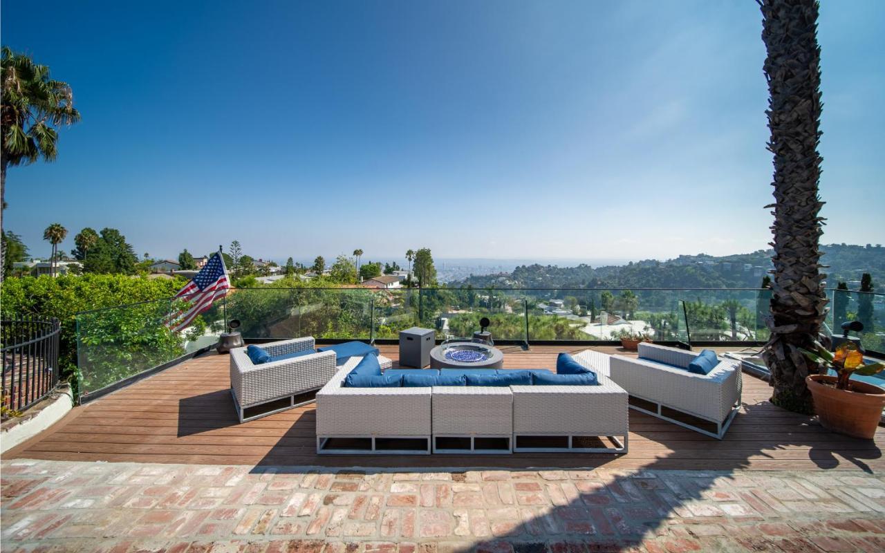 Le Chateau Los Angeles Exterior photo